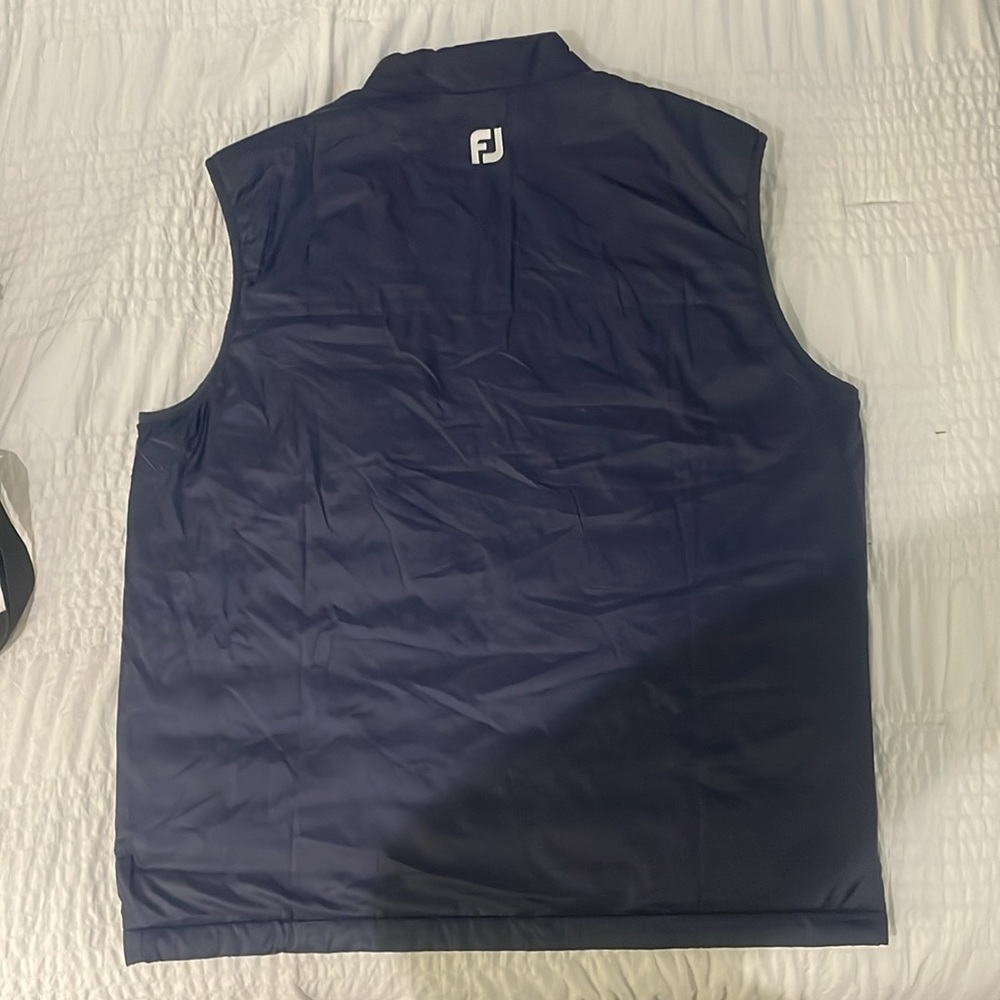 Footjoy Vest - Picture 5 of 5
